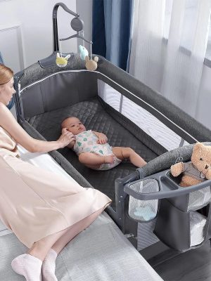 Baby bed-Baby bumper bed with multifunctional changing table for the bedroom